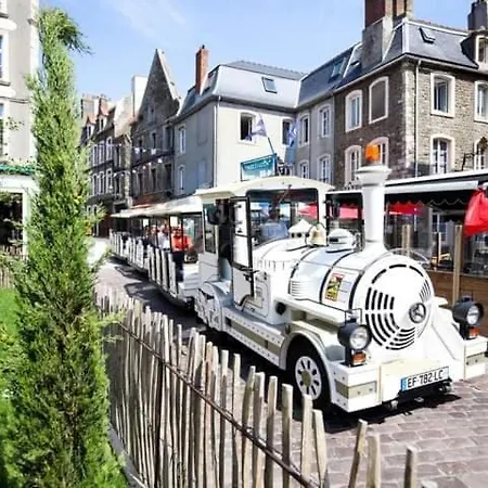 Au Pied Des Remparts Avec Place De Parking *