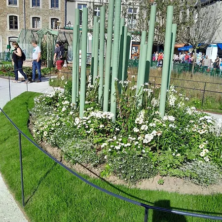 Au Pied Des Remparts Avec Place De Parking Boulogne-sur-Mer