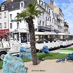 Au Pied Des Remparts Avec Place De Parking * Булонь-сюр-Мер