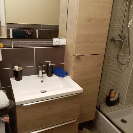 Lägenhet Au Pied Des Remparts Avec Place De Parking *